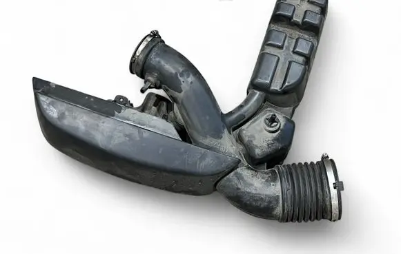 Intake resonator