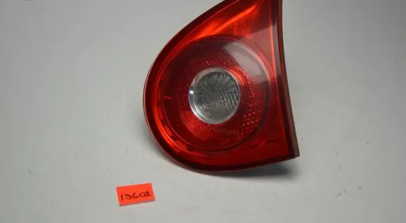 Volkswagen Golf V Tailgate rear/tail lights 1K6945108C