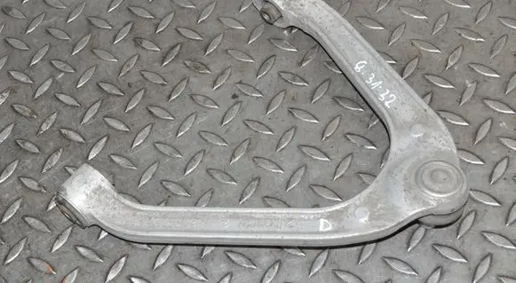 Volkswagen Golf VII Front upper control arm/wishbone 13308941