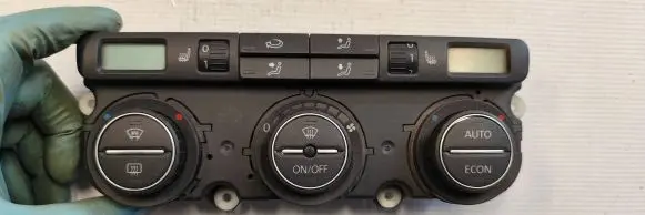 Volkswagen PASSAT B6 Climate control unit 3C0907044