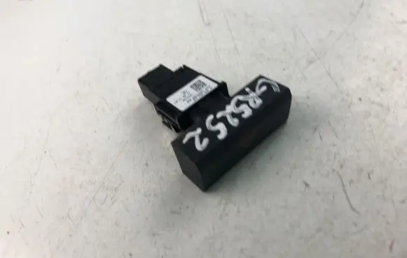 Seat Ibiza IV (6J,6P) Hazard light switch 5F0953235