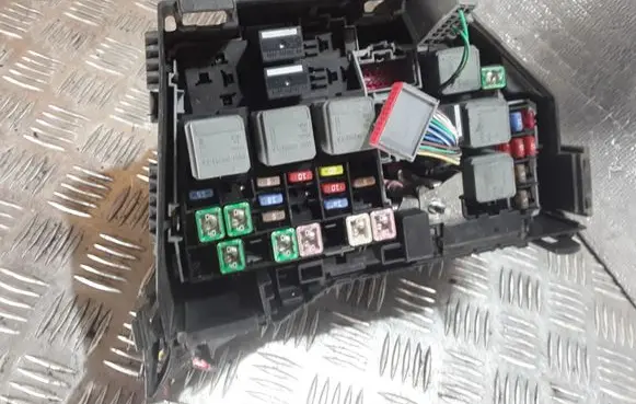 Ford S-MAX Fuse module 6G9T14A076CA