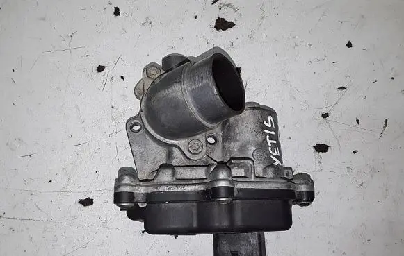 Skoda Yeti (5L) Throttle valve 04L131501D