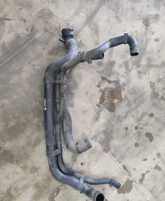 Porsche Cayenne (92A) Engine coolant pipe/hose
