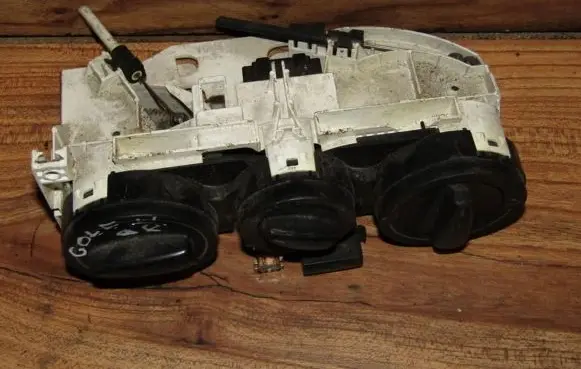 Volkswagen Golf IV Climate control unit