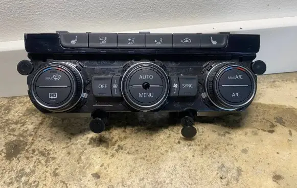 Volkswagen Golf VII Climate control unit 5G0907044BL 5HB01267008
