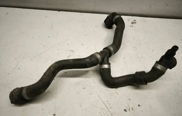 Mercedes-Benz C W205 Engine coolant pipe/hose A2055011201