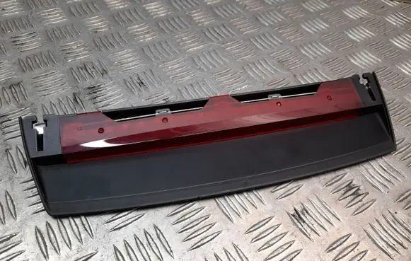 Audi A8 S8 D4 4H Third/center stoplight 4H0945097A
