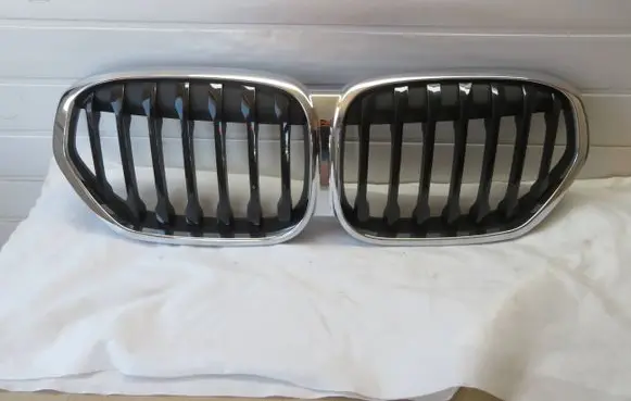BMW X1 F48 F49 Front grill 8493451 8493452 8080610