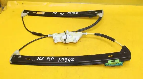 Audi A2 Front window lifting mechanism without motor 8Z0837462