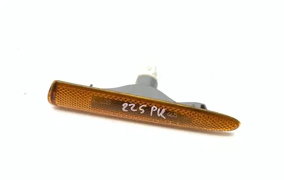 Jaguar XJ X350 Front fender indicator light 2W9313369A