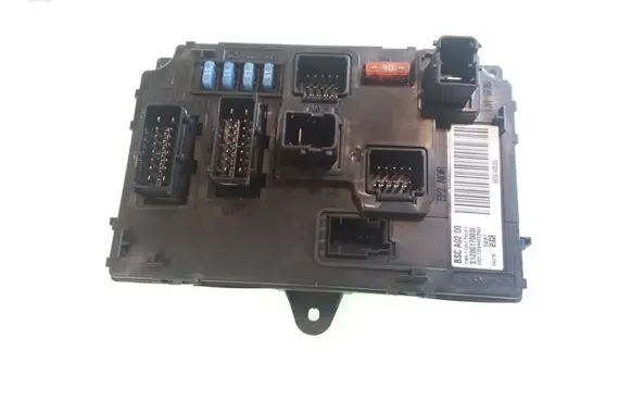 Peugeot 407 Fuse module 9656148080