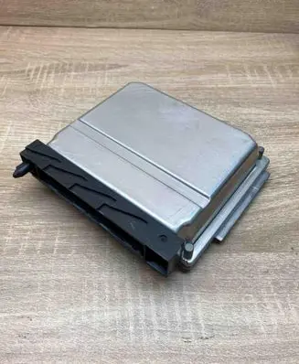 Volvo S80 Engine control unit/module ECU 08677708A 0281010319
