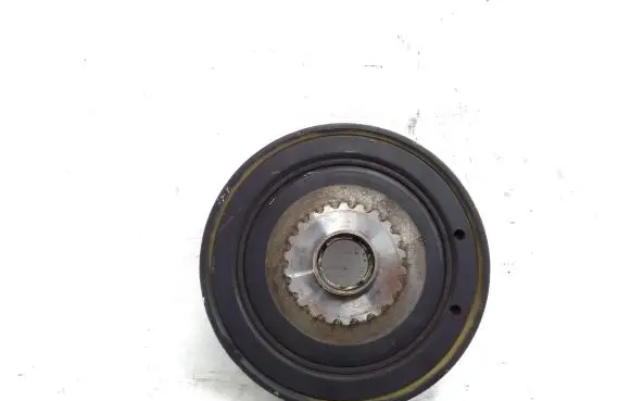 Renault Megane III Crankshaft pulley 523072