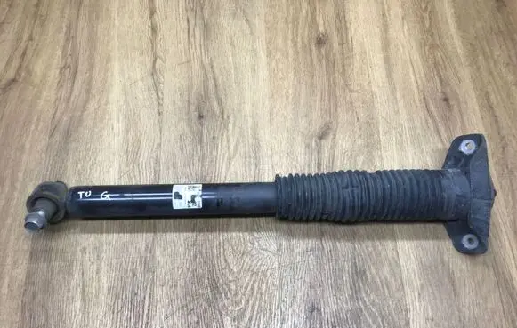 Hyundai Tucson TL Rear shock absorber/damper 55300D7510