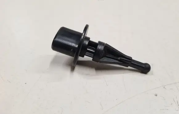 Mazda 5 Outside/exterior temperature sensor 