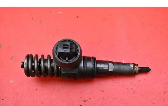Audi A4 S4 B6 8E 8H Fuel injector 0414720214