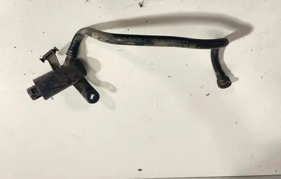 BMW 4 F32 F33 Breather/breather pipe/hose 7438487 7630025
