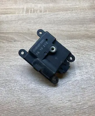 Honda Civic Air flap motor/actuator A24851A3710001