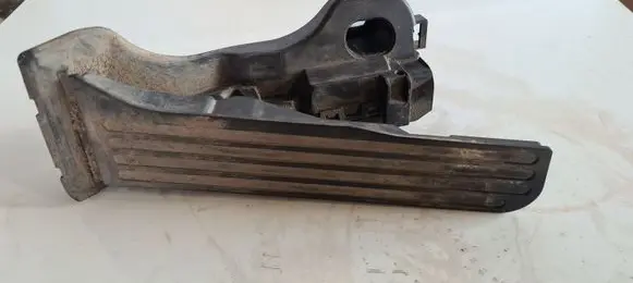 Volkswagen PASSAT B6 Accelerator throttle pedal 1K1723503L 6PV00860001
