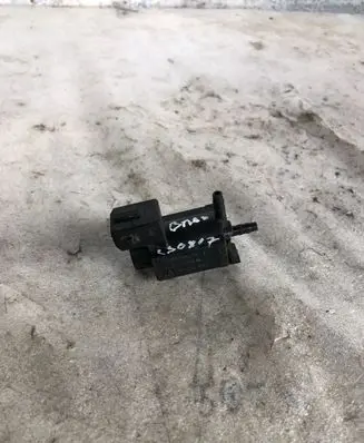 BMW 1 F20 F21 Turbo solenoid valve 7810831