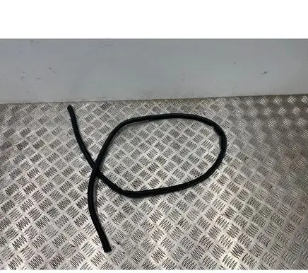 BMW 7 G11 G12 Engine compartment rubber 7475285