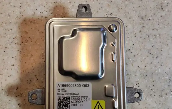 BMW X5 F15 Headlight ballast module Xenon 130732931201 A1669002800