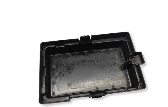 Chrysler Pacifica Fuse box cover 63513382