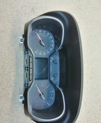 Citroen C3 Aircross Speedometer (instrument cluster) 9831121380