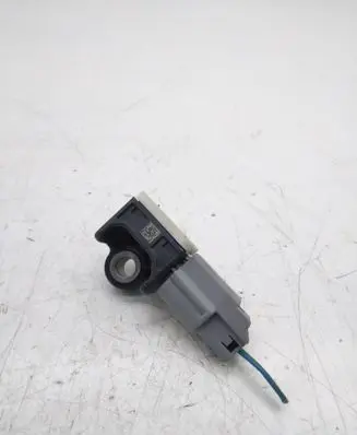 Volvo V60 Airbag deployment crash/impact sensor