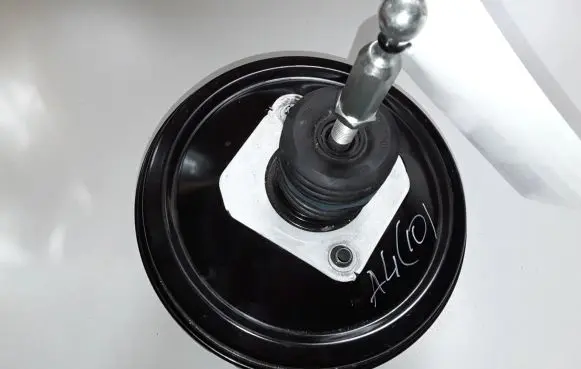 Audi A4 S4 B9 Brake booster 8W0612103B
