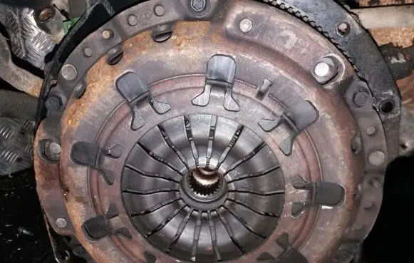 Ford Focus Clutch set kit NEPLAUKIOJANTI