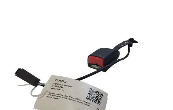 Mazda 3 II Front seatbelt buckle