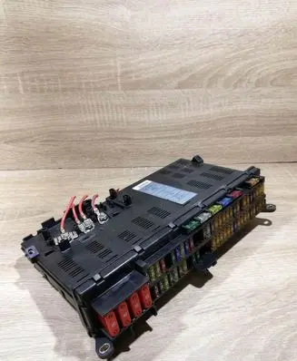 BMW X5 E53 Fuse module 8380407