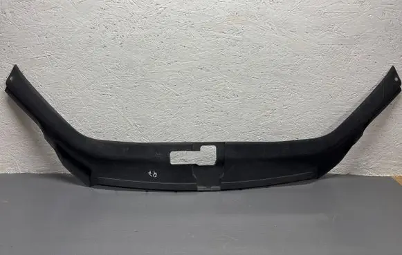 Audi Q7 4L Radiator trim 4L0807081