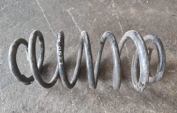 Land Rover Range Rover L322 Front coil spring