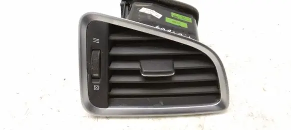 Suzuki SX4 S-Cross Dashboard side air vent grill/cover trim 7363061M0