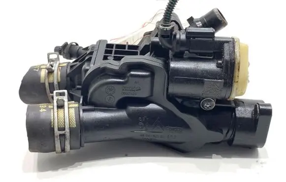 Citroen DS5 Thermostat/thermostat housing 9804160380