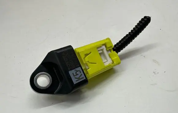 Toyota Camry VIII XV70 Airbag deployment crash/impact sensor 8983133080