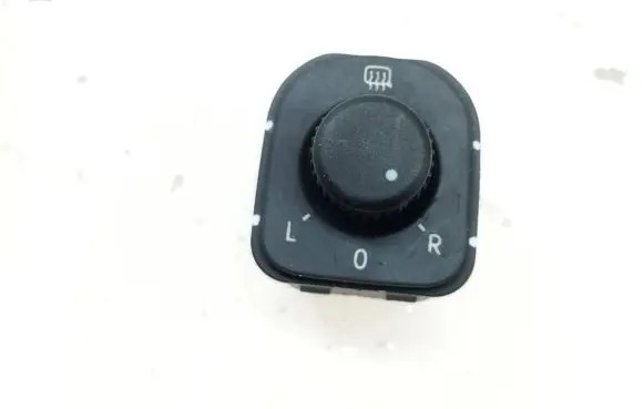 Volkswagen PASSAT B6 Wing mirror switch 1K0959565F 1116