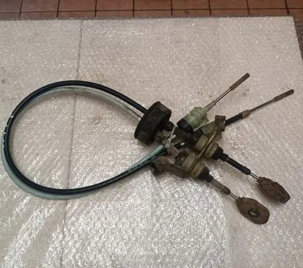 Opel Astra G Gear shift cable linkage 90578381