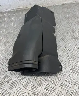 BMW 3 E90 E91 Air filter box cover 7787254
