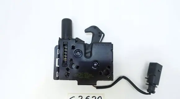 Audi A1 Engine bonnet/hood lock/catch 82A823509
