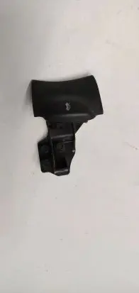 Engine bonnet (hood) release handle