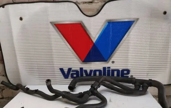 Renault Megane IV Engine coolant pipe/hose HSR200299
