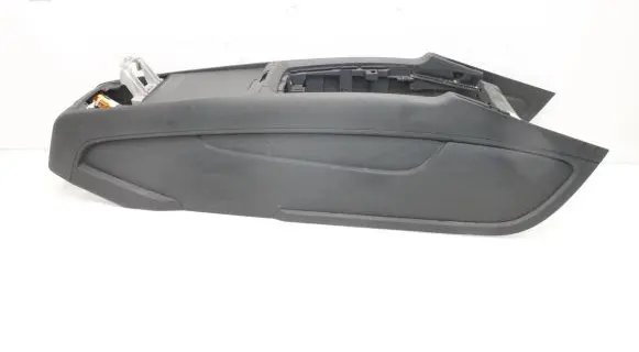 Audi Q7 4L Center console
