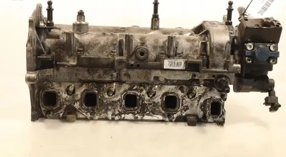 Opel Corsa D Engine head 55193111