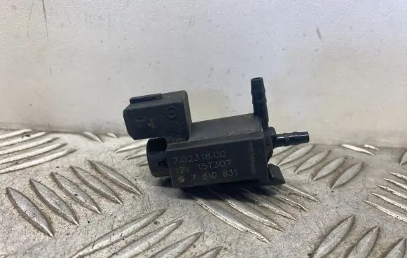 BMW 4 F36 Gran coupe Turbo solenoid valve 7810831