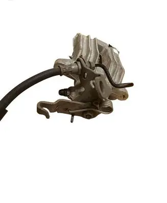 Volkswagen Jetta VI Rear brake caliper 