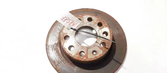 Volkswagen Golf V Rear brake disc neventiliuojamas